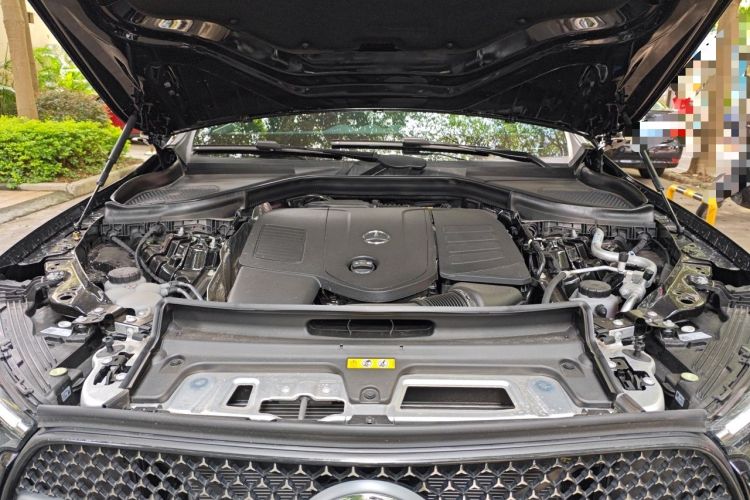 Used Mercedes-Benz GLC 2026 GLC 300 L 4MATIC Dynamic 5-seater Engine Bay