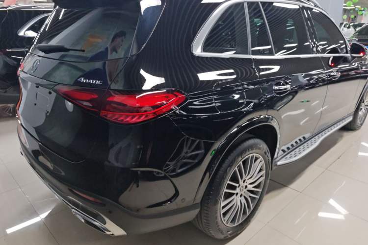 Used Mercedes-Benz GLC 2026 GLC 300 L 4MATIC Dynamic 5-seater Exterior 5