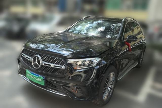 Używany Mercedes-Benz GLC 2026 GLC 300 L 4MATIC Dynamic 5-seater