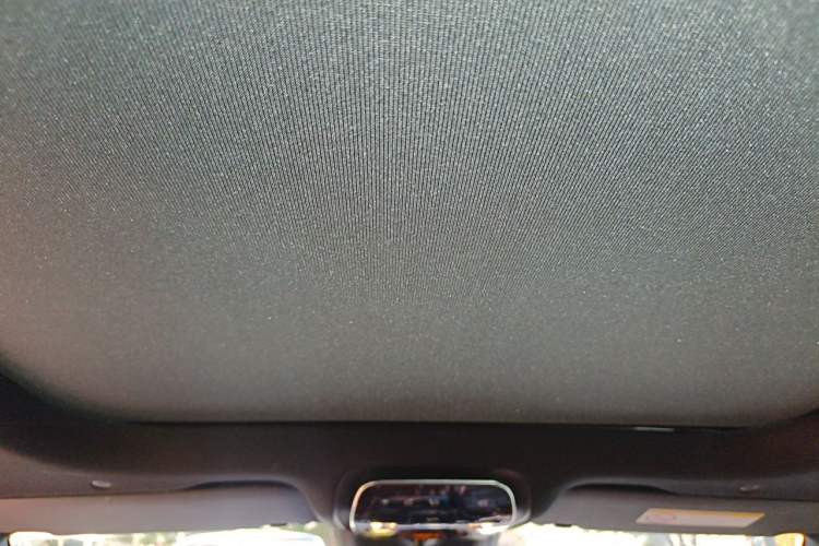 Used Mercedes-Benz GLC 2026 GLC 300 L 4MATIC Dynamic 5-seater Headliner