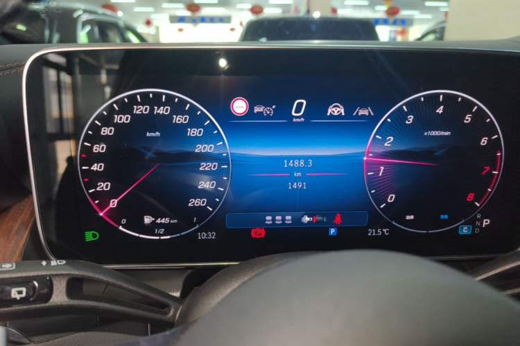 Used Mercedes-Benz GLC 2026 GLC 300 L 4MATIC Dynamic 5-seater Instrument Cluster