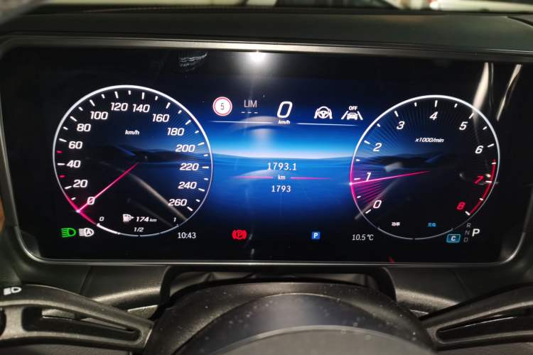 Used Mercedes-Benz GLC 2026 GLC 300 L 4MATIC Dynamic 5-seater Instrument Cluster