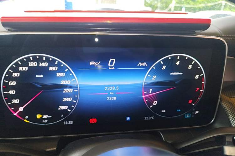 Used Mercedes-Benz GLC 2026 GLC 260 L 4MATIC Classic Edition Instrument Cluster