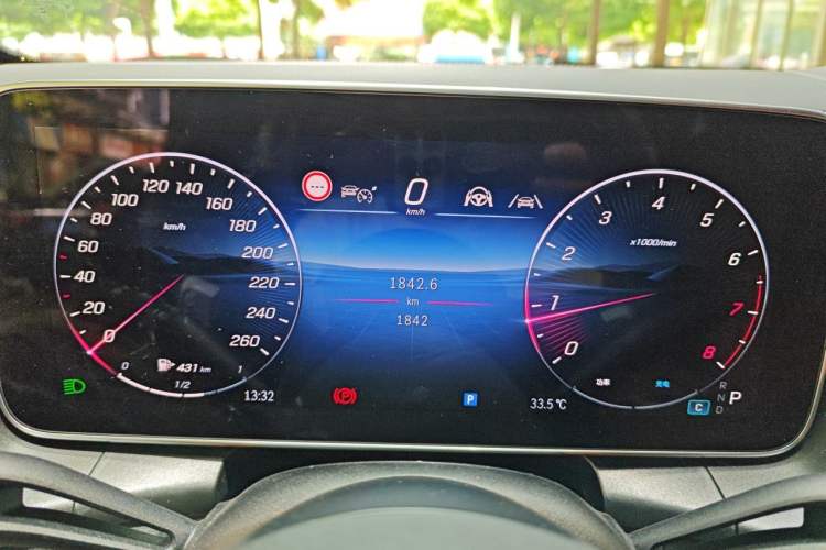 Used Mercedes-Benz GLC 2026 GLC 300 L 4MATIC Dynamic 5-seater Instrument Cluster
