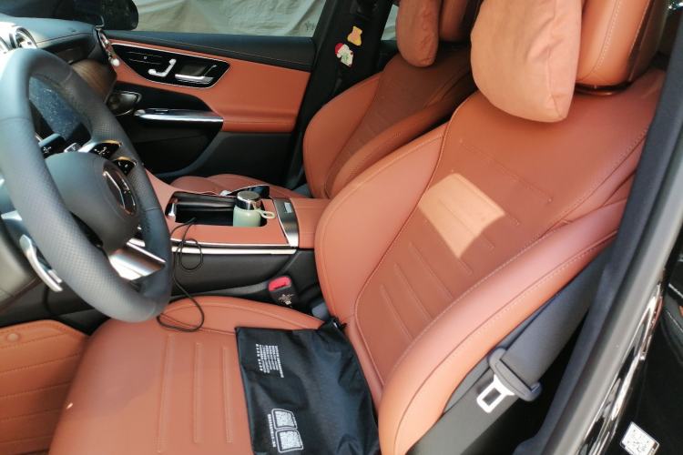 Used Mercedes-Benz GLC 2026 Model Facelifted GLC 300 L 4MATIC Dynamic Version—5 Seaters Left Front Seat