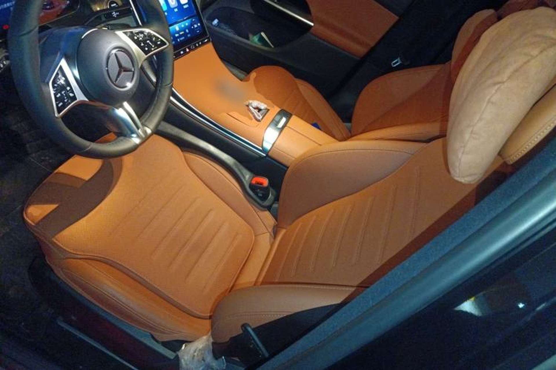 Used Mercedes-Benz GLC 2026 GLC 260 L 4MATIC Dynamic Model Left Front Seat