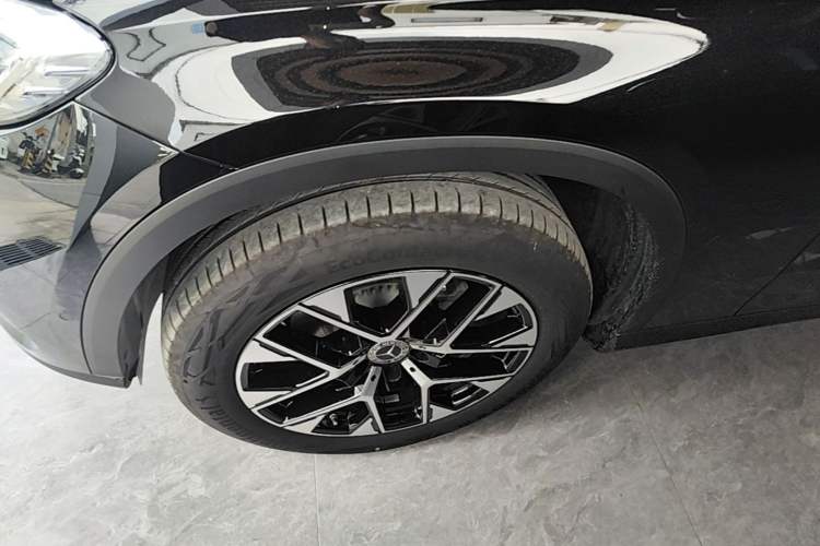Used Mercedes-Benz GLC 2026 GLC 260 L 4MATIC Classic Edition Left Front Wheel Hub