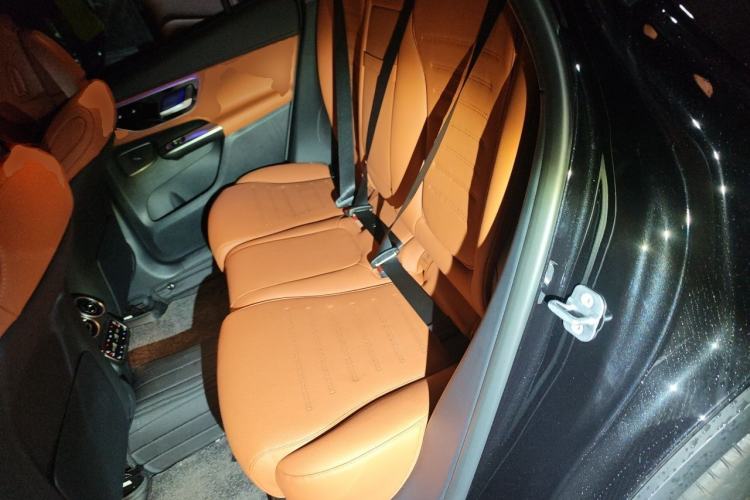 Used Mercedes-Benz GLC 2026 Model Facelifted GLC 260 L 4MATIC Classic Version Left Rear Seat