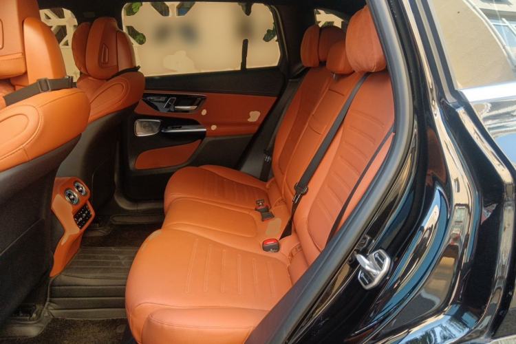 Used Mercedes-Benz GLC 2026 GLC 300 L 4MATIC Dynamic 5-seater Left Rear Seat