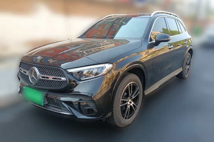 Mercedes-Benz GLC 2026 Model Facelifted GLC 260 L 4MATIC Luxury Version