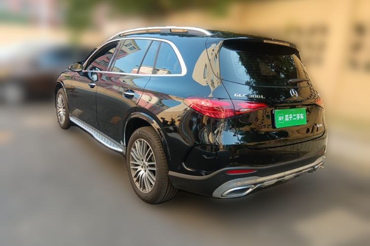 Used Mercedes-Benz GLC 2026 GLC 300 L 4MATIC Dynamic 5-seater Rear Left 45 Deg