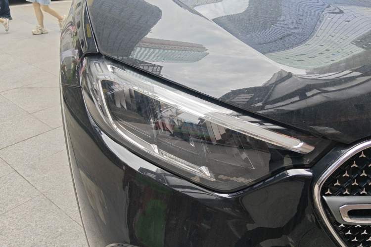 Used Mercedes-Benz GLC 2026 Model Facelifted GLC 260 L 4MATIC Classic Version Right Front Headlight