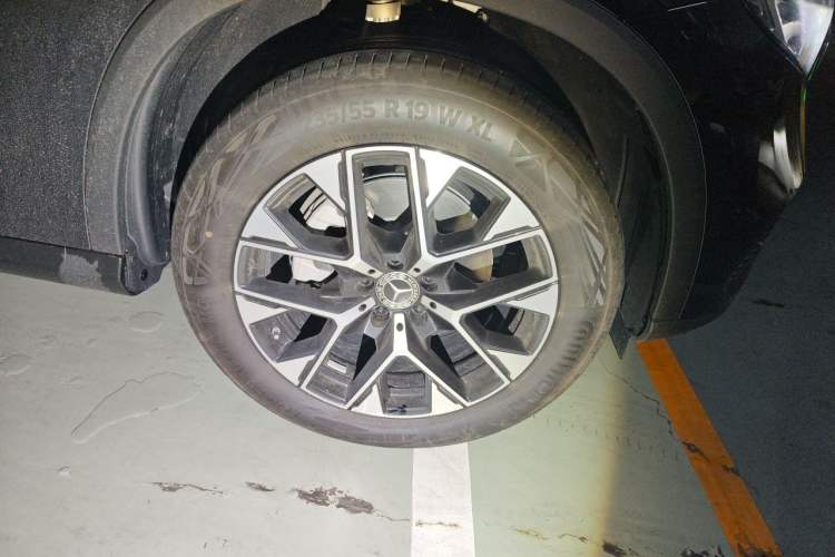 Used Mercedes-Benz GLC 2026 Model Facelifted GLC 260 L 4MATIC Classic Version Right Front Wheel Hub