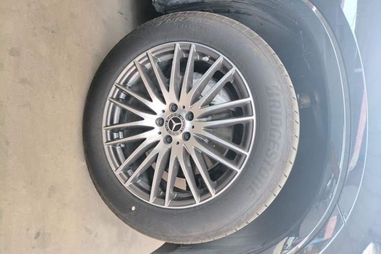 Used Mercedes-Benz GLC 2026 GLC 300 L 4MATIC Dynamic 5-seater Right Front Wheel Hub
