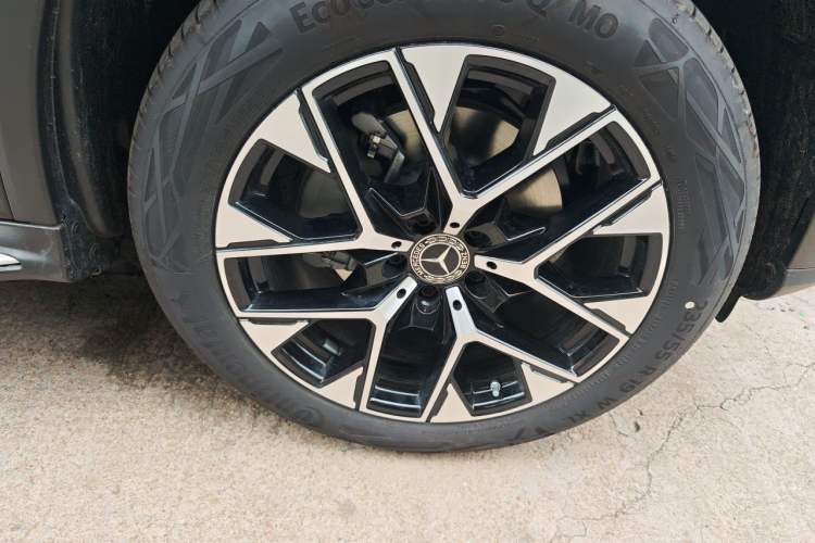 Used Mercedes-Benz GLC 2026 GLC 260 L 4MATIC Classic Edition Right Front Wheel Hub