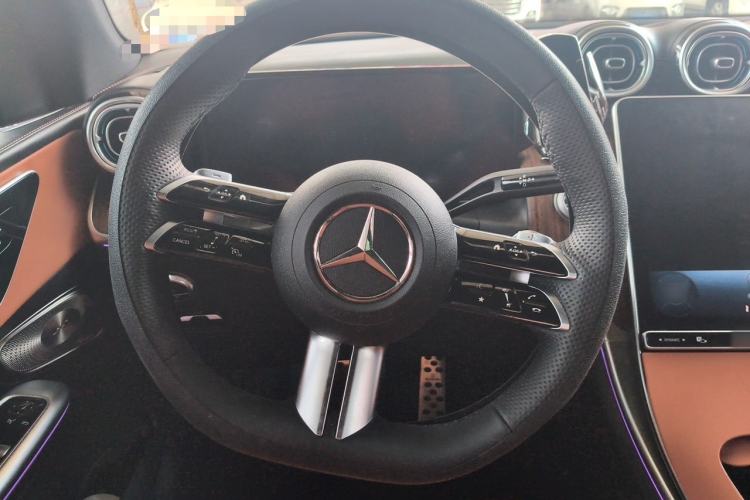 Used Mercedes-Benz GLC 2026 GLC 300 L 4MATIC Dynamic 5-seater Steering Wheel