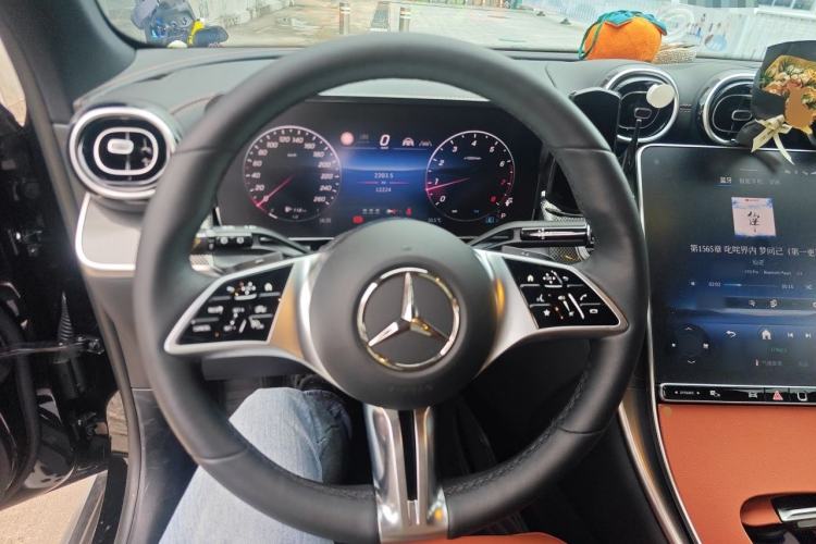 Used Mercedes-Benz GLC 2026 GLC 260 L 4MATIC Dynamic Model Steering Wheel
