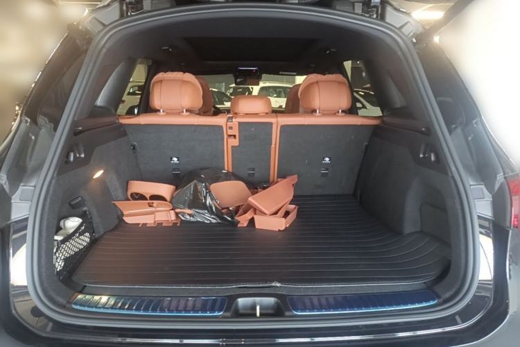 Used Mercedes-Benz GLC 2026 GLC 300 L 4MATIC Dynamic 5-seater Trunk