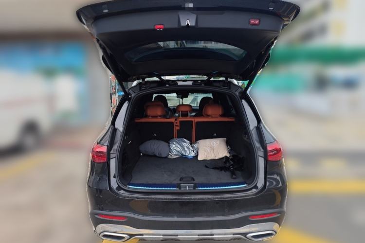 Used Mercedes-Benz GLC 2026 GLC 260 L 4MATIC Dynamic Model Trunk