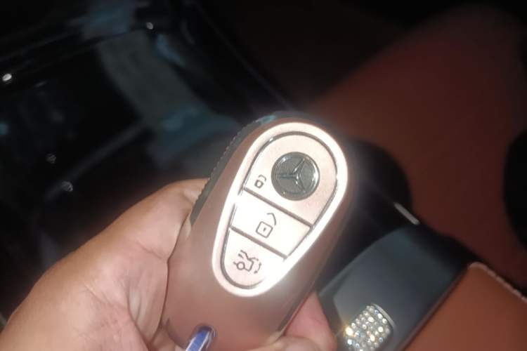 Used Mercedes-Benz GLC 2026 GLC 300 L 4MATIC Dynamic 5-seater Vehicle Key