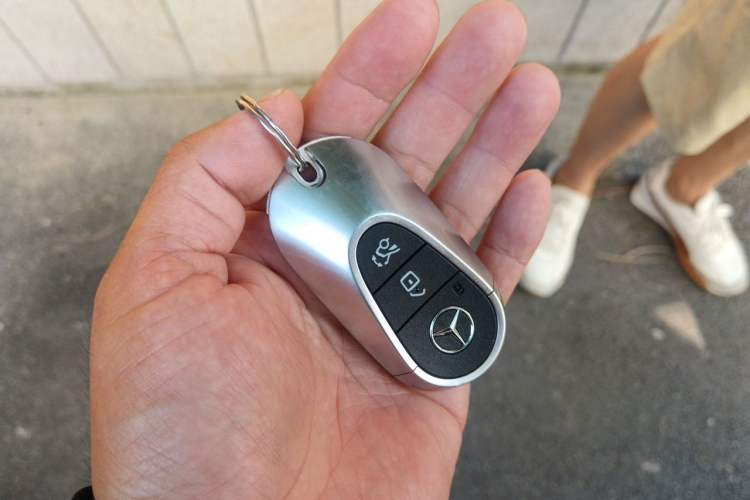 Used Mercedes-Benz GLC 2026 GLC 300 L 4MATIC Dynamic 5-seater Vehicle Key