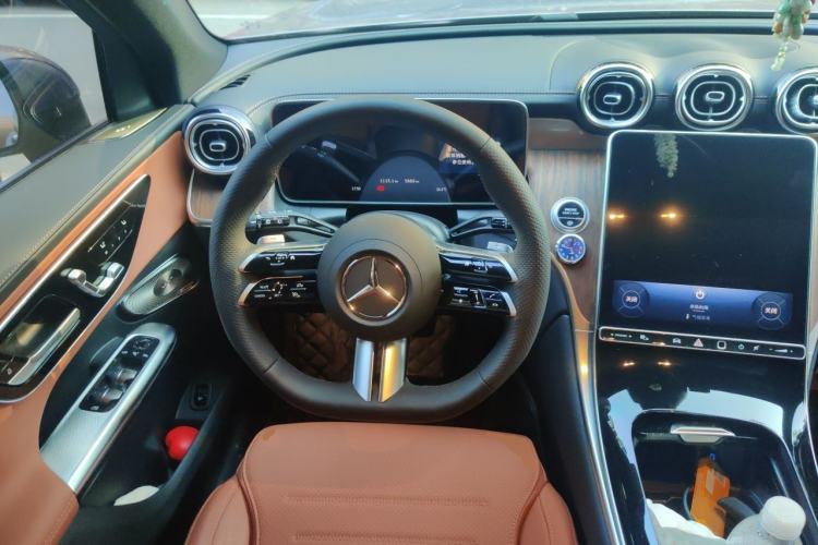 Used Mercedes-Benz GLC 2026 GLC 300 L 4MATIC Dynamic 5-seater Steering Wheel