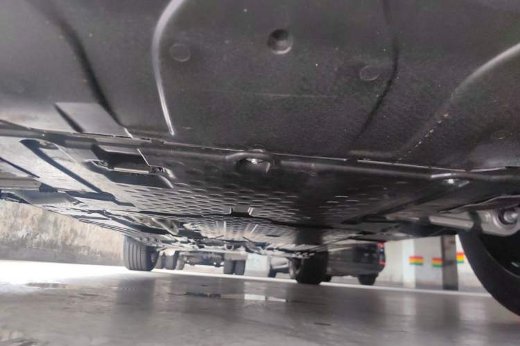 Used Mercedes-Benz GLC 2026 GLC 260 L 4MATIC Classic Edition Chassis Front