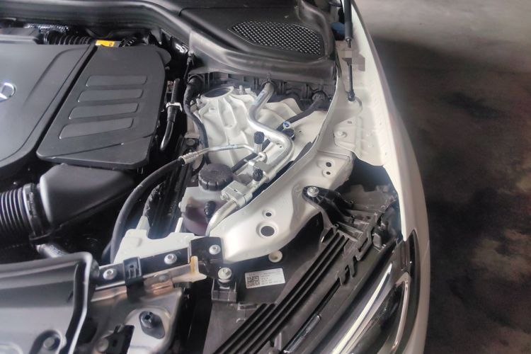 Used Mercedes-Benz GLC 2026 GLC 260 L 4MATIC Classic Edition Engine Bay Left
