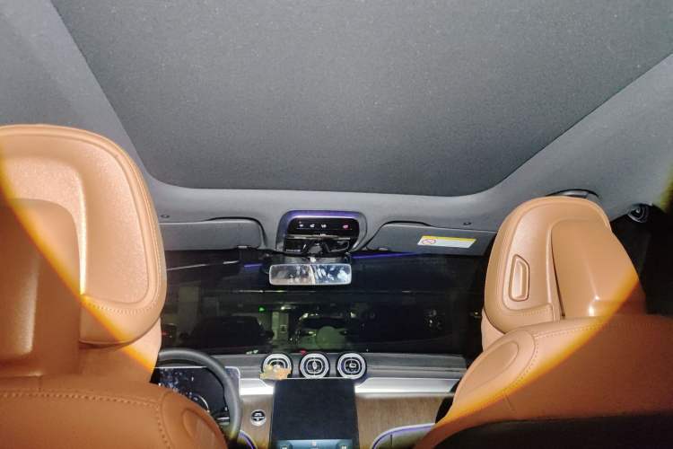 Used Mercedes-Benz GLC 2026 GLC 300 L 4MATIC Dynamic 5-seater Headliner