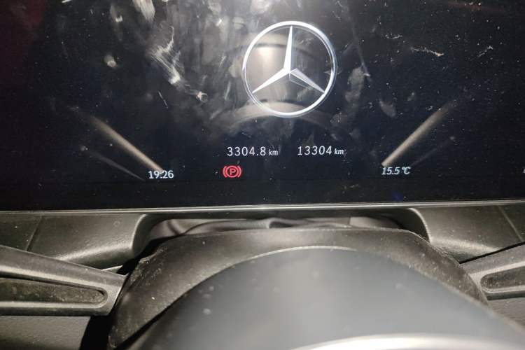 Used Mercedes-Benz GLC 2026 GLC 300 L 4MATIC Dynamic 5-seater Odometer Close Up