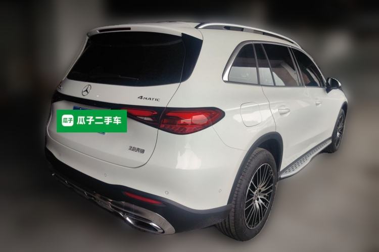 Used Mercedes-Benz GLC 2026 GLC 260 L 4MATIC Classic Edition Rear Right 45 Deg