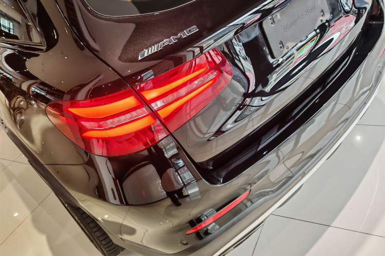 Used Mercedes-Benz GLC AMG 2017 AMG GLC 43 4MATIC Exterior 7