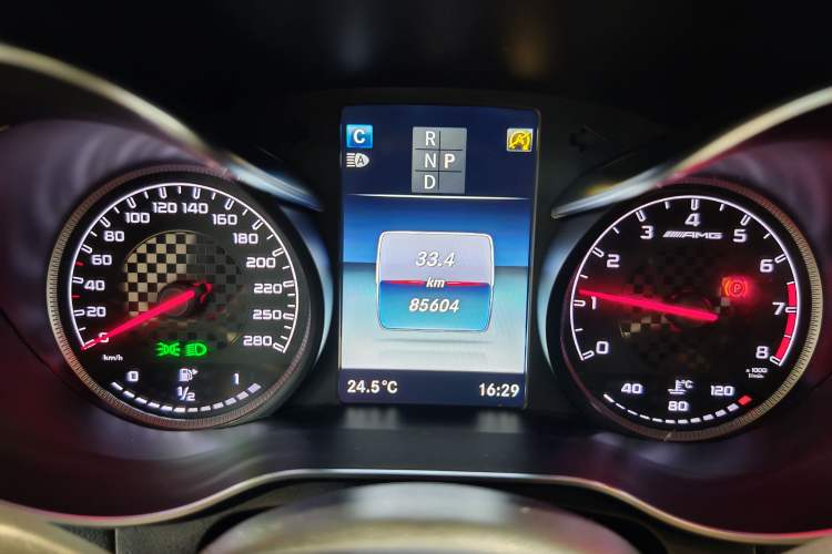 Used Mercedes-Benz GLC AMG 2017 AMG GLC 43 4MATIC Odometer Close Up
