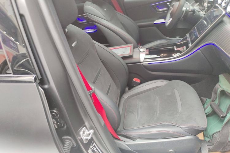 Used Mercedes-Benz GLC AMG 2024 AMG GLC 43 4MATIC Right Front Seat