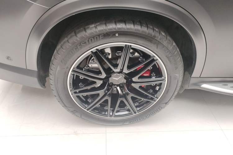Used Mercedes-Benz GLC AMG 2024 AMG GLC 43 4MATIC Right Rear Wheel Hub
