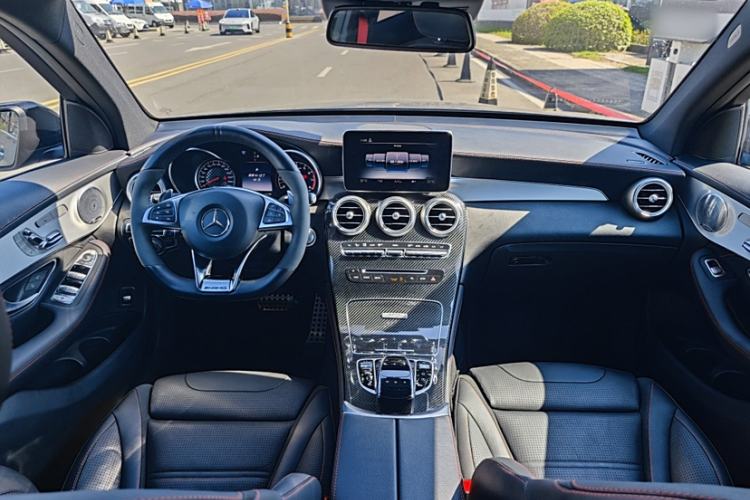 Used Mercedes-Benz GLC AMG 2017 AMG GLC 43 4MATIC Special Edition Interior 3