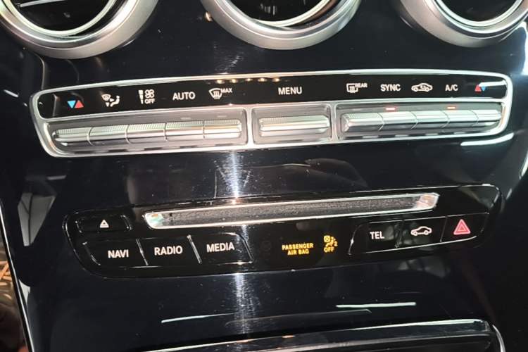 Used Mercedes-Benz GLC AMG 2017 AMG GLC 43 4MATIC Audio And AC Panel