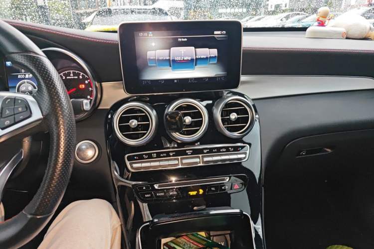 Used Mercedes-Benz GLC AMG 2017 AMG GLC 43 4MATIC Audio And AC Panel