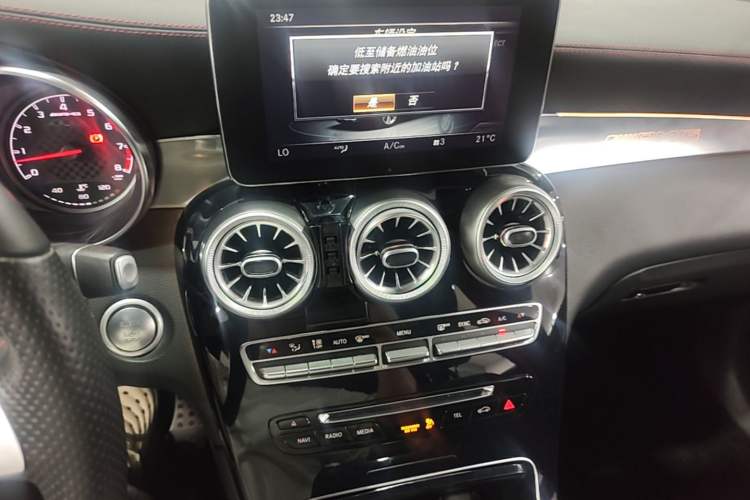 Used Mercedes-Benz GLC AMG 2017 AMG GLC 43 4MATIC Audio And AC Panel