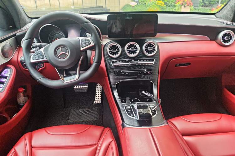 Used Mercedes-Benz GLC AMG 2017 AMG GLC 43 4MATIC Center Console