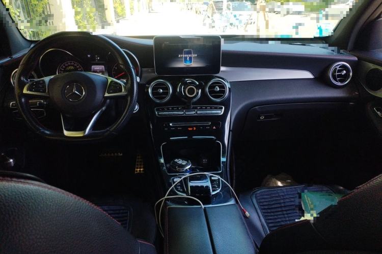 Used Mercedes-Benz GLC AMG 2017 AMG GLC 43 4MATIC Center Console