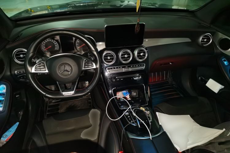 Used Mercedes-Benz GLC AMG 2017 AMG GLC 43 4MATIC Center Console