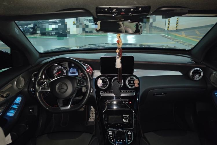 Used Mercedes-Benz GLC AMG 2017 AMG GLC 43 4MATIC Center Console