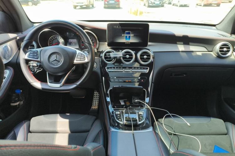 Used Mercedes-Benz GLC AMG 2017 AMG GLC 43 4MATIC Center Console