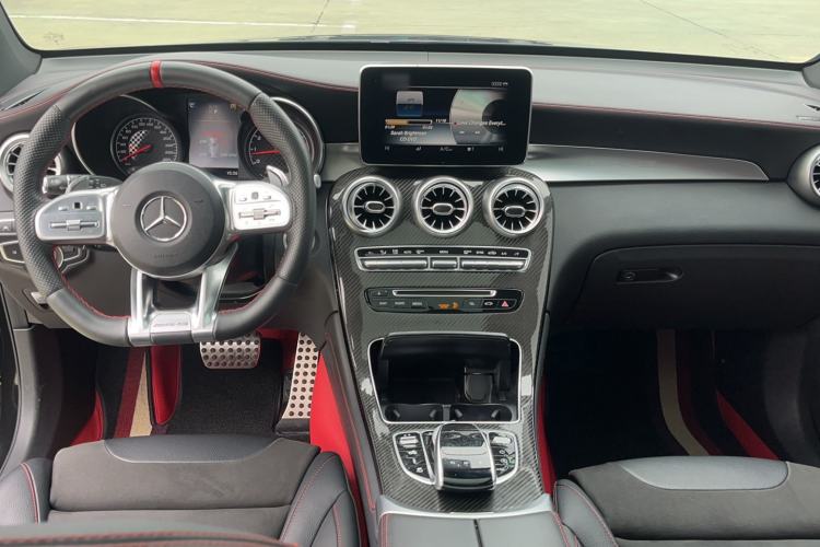 Used Mercedes-Benz GLC AMG 2017 AMG GLC 43 4MATIC Center Console