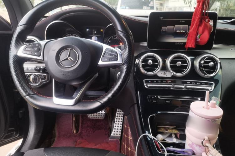 Used Mercedes-Benz GLC AMG 2017 AMG GLC 43 4MATIC Special Edition Center Console