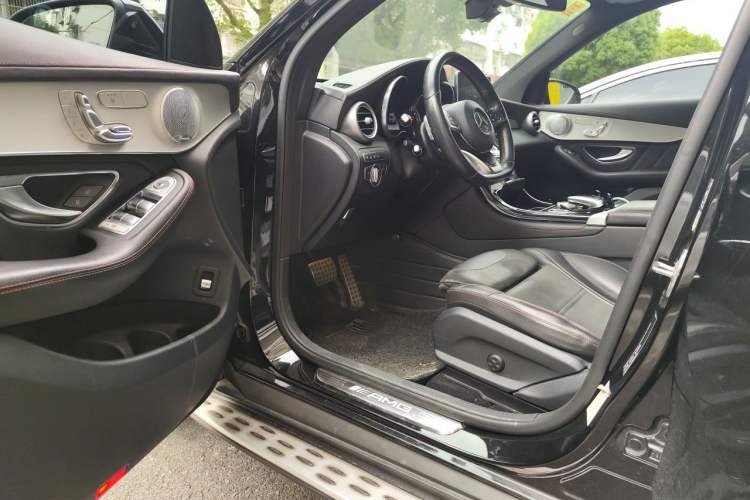 Used Mercedes-Benz GLC AMG 2017 AMG GLC 43 4MATIC Special Edition Driver Seat