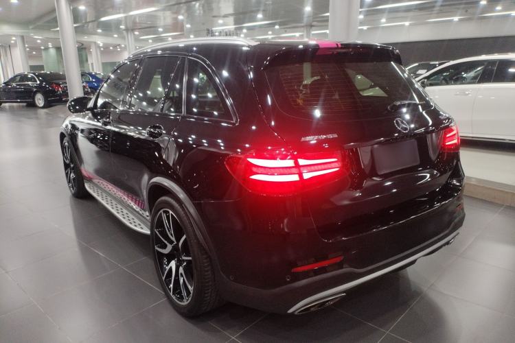 Used Mercedes-Benz GLC AMG 2017 AMG GLC 43 4MATIC Exterior 2