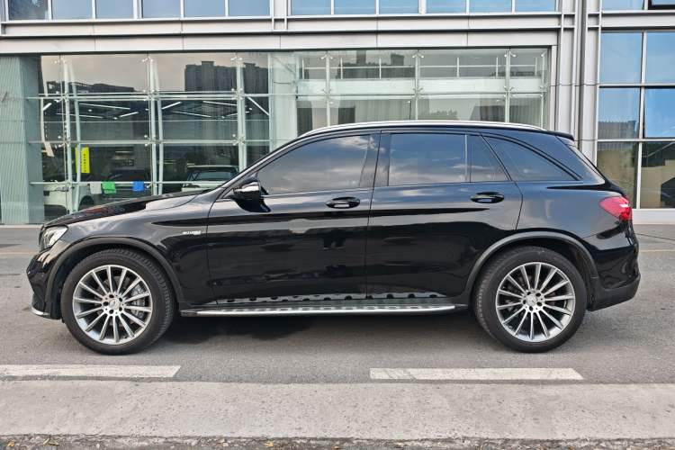 Used Mercedes-Benz GLC AMG 2017 AMG GLC 43 4MATIC Exterior 3