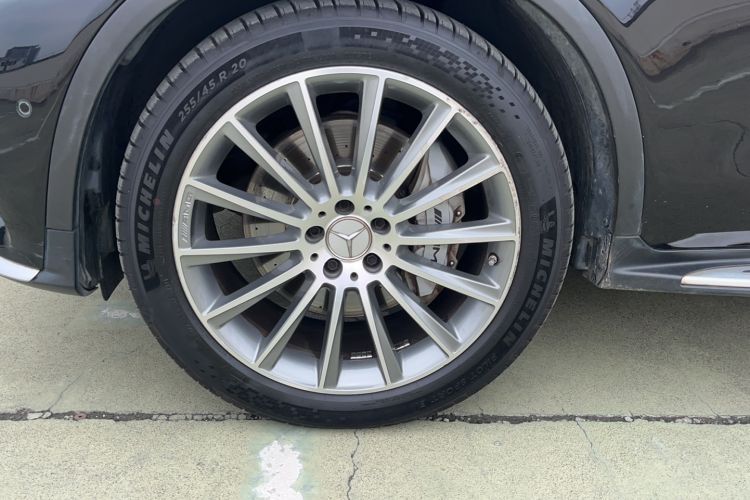 Used Mercedes-Benz GLC AMG 2017 AMG GLC 43 4MATIC Exterior 3